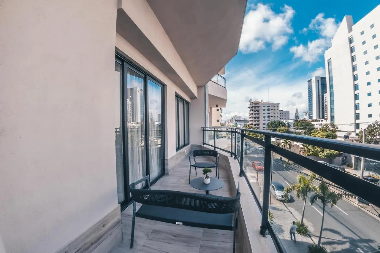Fully Serviced Apartment At Regatta Living - 3A Santo Domingo